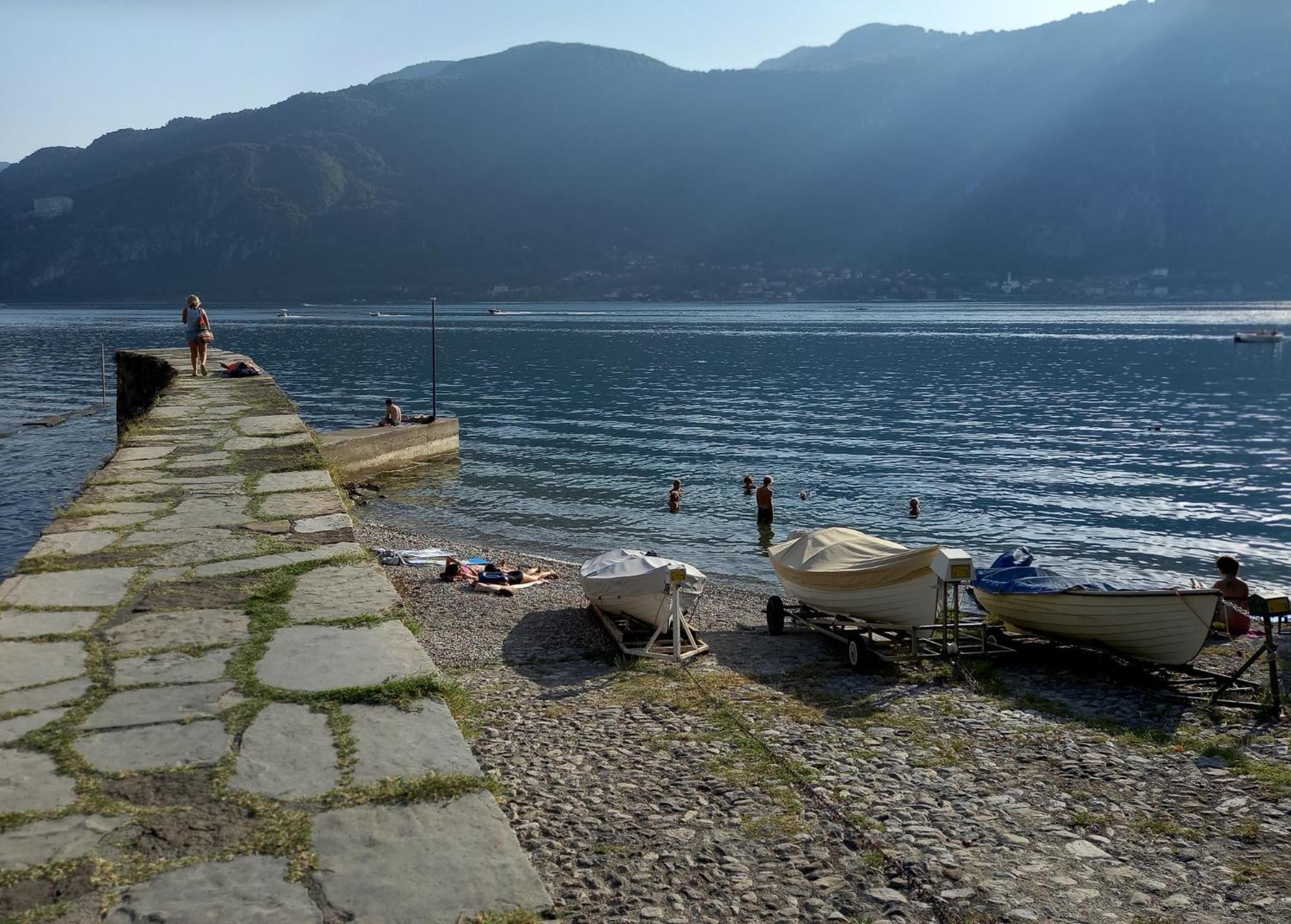 Casetta del Molo Mandello del Lario Exterior foto